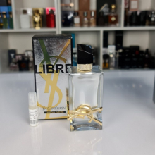✨ طلا و پلاتین✨ چیزی که با دیدن بطری عطرش  تصور میکنی