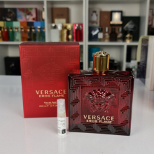 جسورترین عطر لاین اروس از برند ورساچه